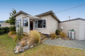 Sweet Retreat - Te Anau Holiday Home